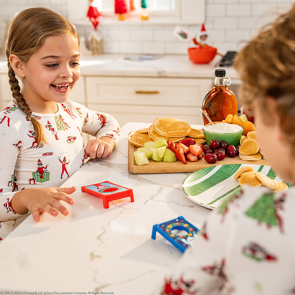 Polar Props The Official Elf Ideas Fun & Games Kit - Image 2